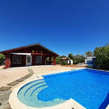 Fuer 4 Personen Mit Pool Auf Grossem Grundstueck * Barao de Sao Joao