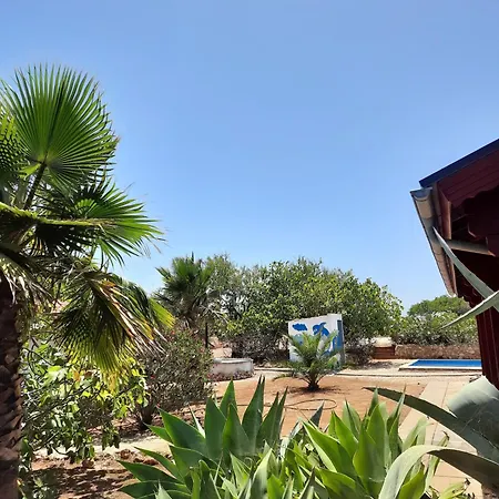 Fuer 4 Personen Mit Pool Auf Grossem Grundstueck * Barao de Sao Joao
